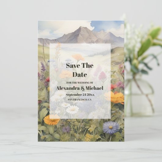 Rustikaler Bergwald Evergreen Tree Wedding Save The Date (Stehend Vorderseite)