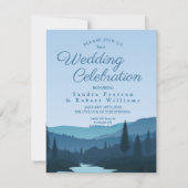 Rustikaler Bergwaldsteg mit Pinienbäumen Einladung (Vorderseite)