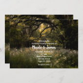 Rustikaler, blumengeschmückter Waldbaum Hochzeitwa Einladung (Vorne/Hinten)