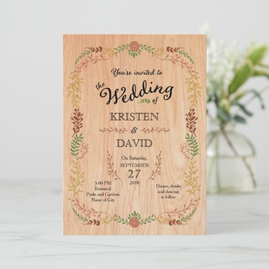Rustikaler Bohemischer Folienkranz auf Holz Einladung (Stehend Vorderseite)
