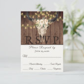 Rustikaler Boho Skull and Lights on Wood Wedding RSVP Karte (Stehend Vorderseite)
