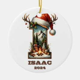 Rustikaler Buchstabe I mit Weihnachtsmannmütze und Keramik Ornament