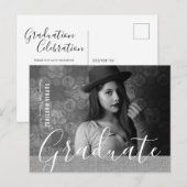 Rustikaler Burlap Black und White Foto Abschluss Einladungspostkarte (Vorne/Hinten)