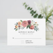 Rustikaler Charm Burgundy Pink Floral Wedding RSVP (Stehend Vorderseite)