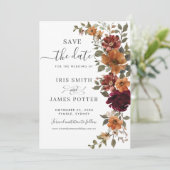 Rustikaler Chic Burgundy Burnt Orange Blumenhochze Save The Date (Stehend Vorderseite)