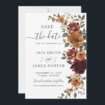 Rustikaler Chic Burgundy Burnt Orange Blumenhochze Save The Date<br><div class="desc">Mit dieser eleganten Save the Date Karte verkünden Sie Ihren Tag! Diese Hochzeit Save the Date Card zeigt eine atemberaubende Aquarellblütenanordnung in kräftigen bordeauxroten und warmen Rostorangen. Perfekt entworfen, um unsere Hochzeitskollektion Sunset Burgundy zu ergänzen, können Sie sie einfach mit Ihren Details personalisieren. Drücken Sie einfach die Schaltfläche "Bearbeiten mit...</div>