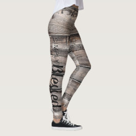 rustikaler Chic Einfach BLESSED-Skript auf Barnwoo Leggings