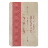 Rustikaler Damast Save-the-Date-Magnet, Rot Magnet (Vertikal)
