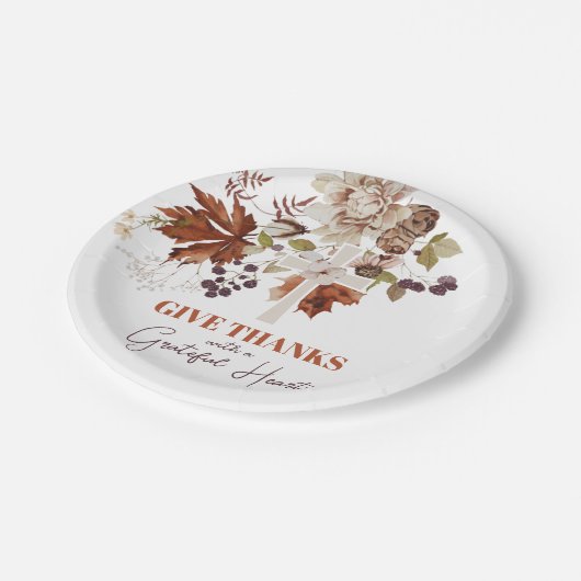 Rustikaler Dank Fall Floral Paper Plate Pappteller (Schrägansicht)
