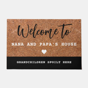 Rustikaler Empfang in Nana und Papas Hausmusik Fußmatte