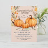 Rustikaler Erntedank Pumpkin Floral Dinner Custom Einladung (Stehend Vorderseite)