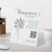 Rustikaler Eucalyptus Bouquet Honeymoon Fund QR Co Sockelschild (In SItu)