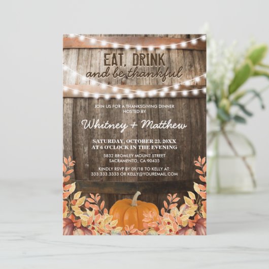 Rustikaler Fall Erntedank Dinner Paty Einladung (Stehend Vorderseite)