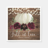 Rustikaler Fall in Liebe Pumpkin Hochzeit Serviette (Vorderseite)