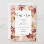 Rustikaler Fall von Liebe Fall Wreath Tan Brautpar Einladung (Vorderseite)