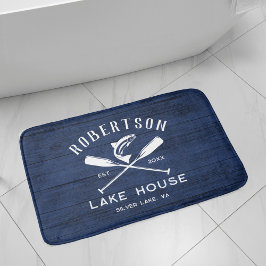 Rustikaler Familienname Lake House Navy Blue Wood Badematte