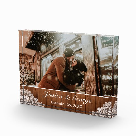 Rustikaler Foto aus Holz und Weißspitzen (Rechts)