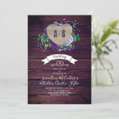 Rustikaler, gravierter Holzherz Monogram, Blutfall Einladung (Stehend Vorderseite)