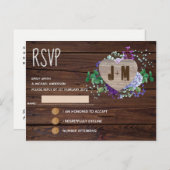 Rustikaler, gravierter Holzherz Monogram, Blutfall Einladungspostkarte (Vorne/Hinten)