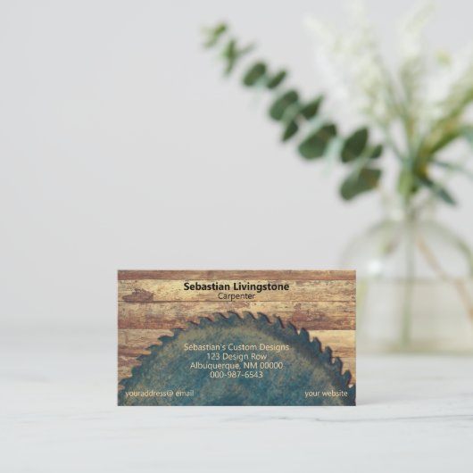 Rustikaler, grüner Kreislauf gesägter Carpentry QR Visitenkarte (Stehend Vorderseite)