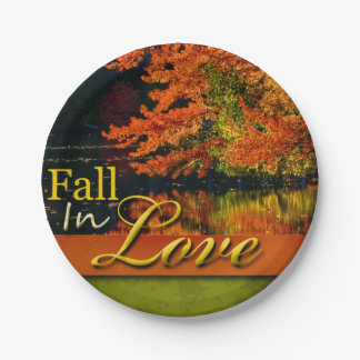 Rustikaler Hochzeitsfall in der Liebe Herbst Lands Pappteller