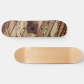 Rustikaler Holzdraht Skateboard (Horizontal)