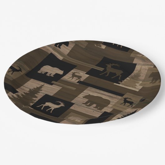 Rustikaler hölzerner Bärnelchmuster-Papier-Teller Pappteller (Schrägansicht)