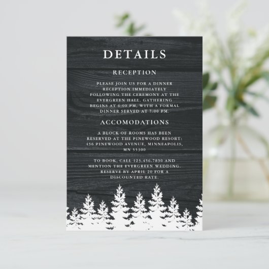 Rustikaler Holzfall Herbst Winter Hochzeit QR Code Begleitkarte (Stehend Vorderseite)