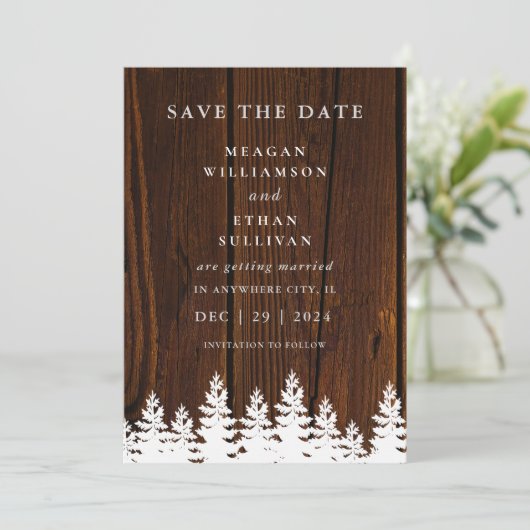 Rustikaler Holzfall Herbst Winter Hochzeit QR Code Save The Date (Stehend Vorderseite)