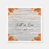 Rustikaler Holzfall in Liebe-Streichellichtquälen Serviette (Vorderseite)