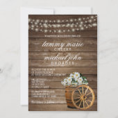 Rustikaler Holzfass und weiße Blume Einladung (Vorderseite)