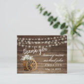 Rustikaler Holzfass und weiße Blume Postkarte (Stehend Vorderseite)