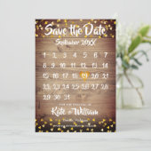 Rustikaler Holzkalender Gold Liebe Herz Save The Date (Stehend Vorderseite)