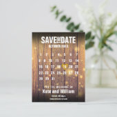 Rustikaler Holzkalender Save the Date Liebe Herz Ankündigungspostkarte (Stehend Vorderseite)