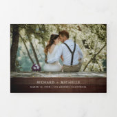 Rustikaler Holzmindestwert 3 in 1 Foto Collage Wed Dreifach Gefaltete Einladung (Cover)