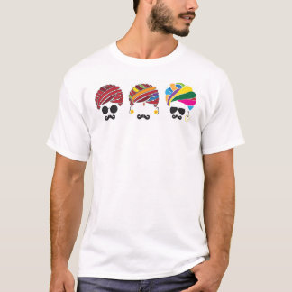 Rustikaler Inder mit einer Touch des Zeitgenossen T-Shirt