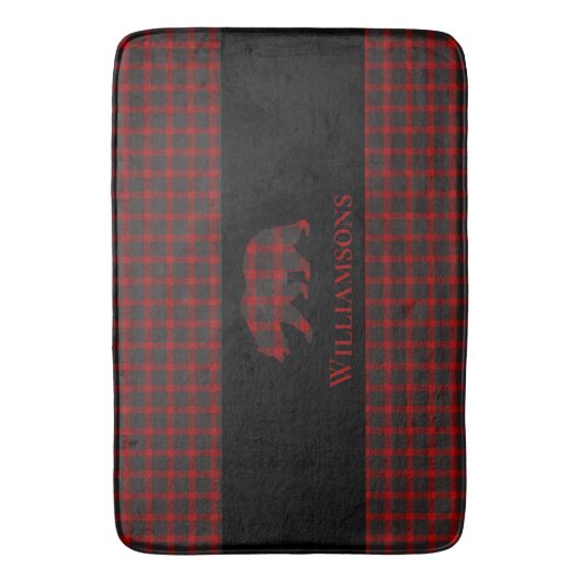 Rustikaler Karierter Monogramm-Bär | Buffalo Red B Badematte (Vorderseite Vertikal)