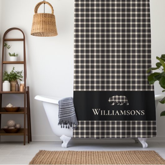 Rustikaler Karierter Monogramm-Bär | Creme White B Duschvorhang