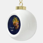 Rustikaler Kiefernzapfen Keramik Kugel-Ornament (Rechts)