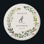 Rustikaler Laubkranz Herbst Winterhochzeit Party Magnet<br><div class="desc">Rustikale Kranke Paare benennen das Design von Hochzeitsfeiern. Mit wunderschönem Aquarell,  weißen Blumen und Schrifthandeschreiben. Dieses moderne Design ist sicher,  den Stil für Ihr bevorstehendes Party Set.</div>