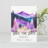 Rustikaler Lila und blauer Wasserfarbenwald Save The Date (Stehend Vorderseite)