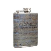 Rustikaler lustiger Trauzeuge des Flachmann (Rechts)