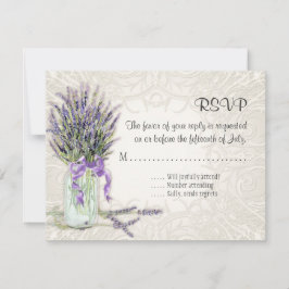 Rustikaler Mason Jar Lace in Lavender Floral RSVP Karte