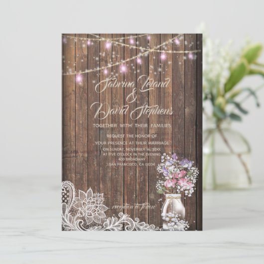 Rustikaler Mason Jar String Lights the BarefootBri Einladung (Stehend Vorderseite)