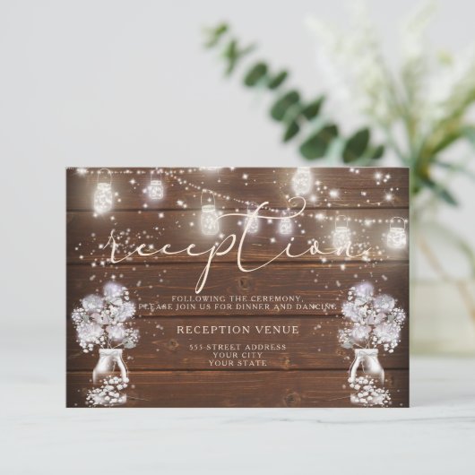 Rustikaler Mason Jar String Lights the BarefootBri Einladung (Stehend Vorderseite)