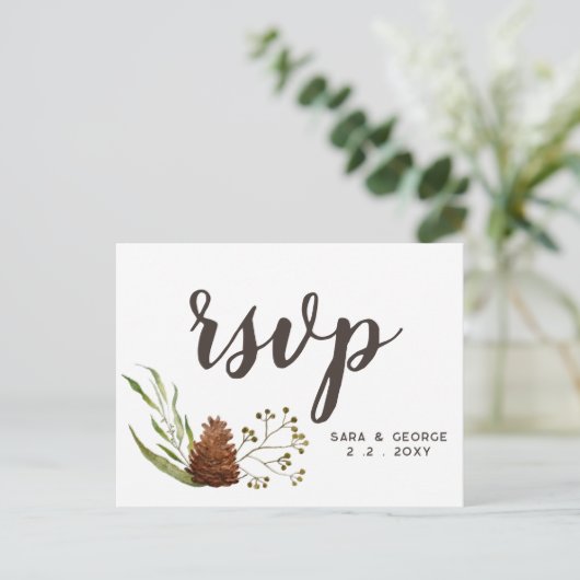 Rustikaler Nadelkiefer Hochzeitsrsvp Einladungspostkarte (Stehend Vorderseite)