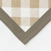 Rustikaler neutraler Beige Gingham Karierter Name Fleecedecke (Ecke)