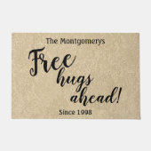 Rustikaler Personalisierter Name Freie Hugs vor Em Fußmatte (Vorderseite)
