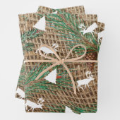Rustikaler Pinienwald Weihnachtsbaum Rentier Geschenkpapier Set (Beispiel)
