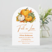 Rustikaler Pumpkin Fall in Liebe Brautparty Einladung (Stehend Vorderseite)